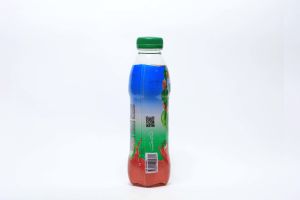 Сокосодержащий фруктовый напиток Dinay Клубника-Яблоко 0.5л