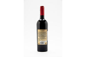 Вино столовое полусладкое красное Georgian Alazani valley  11% 0.75л