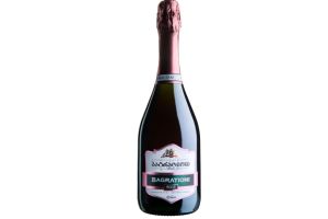 Розовое полусладкое игристое вино BAGRATIONI ROSE 0.75л 11.5%